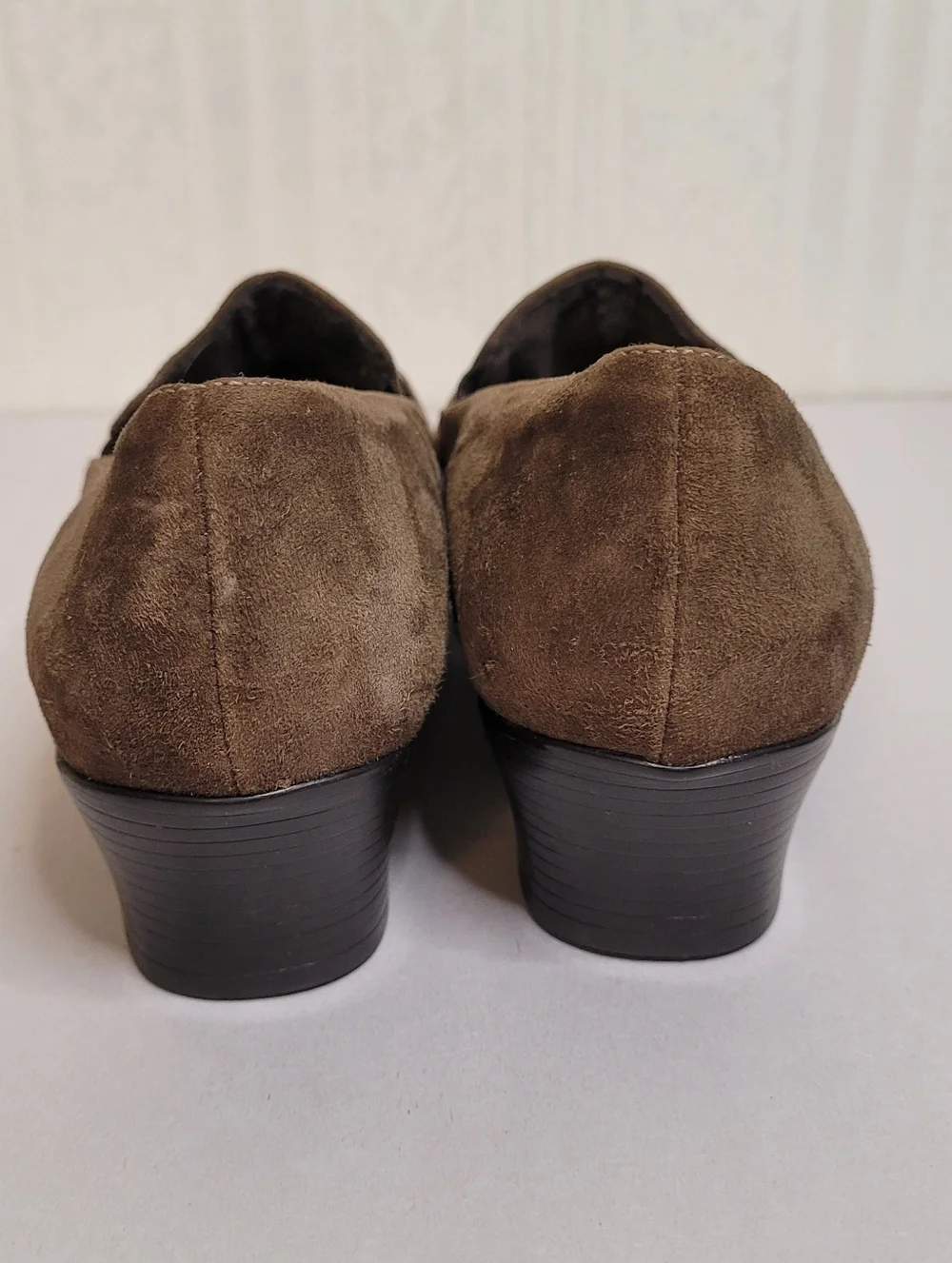 Munro Brown Suede Horsebit Heeled Loafers Size 6W - Picture 7 of 10